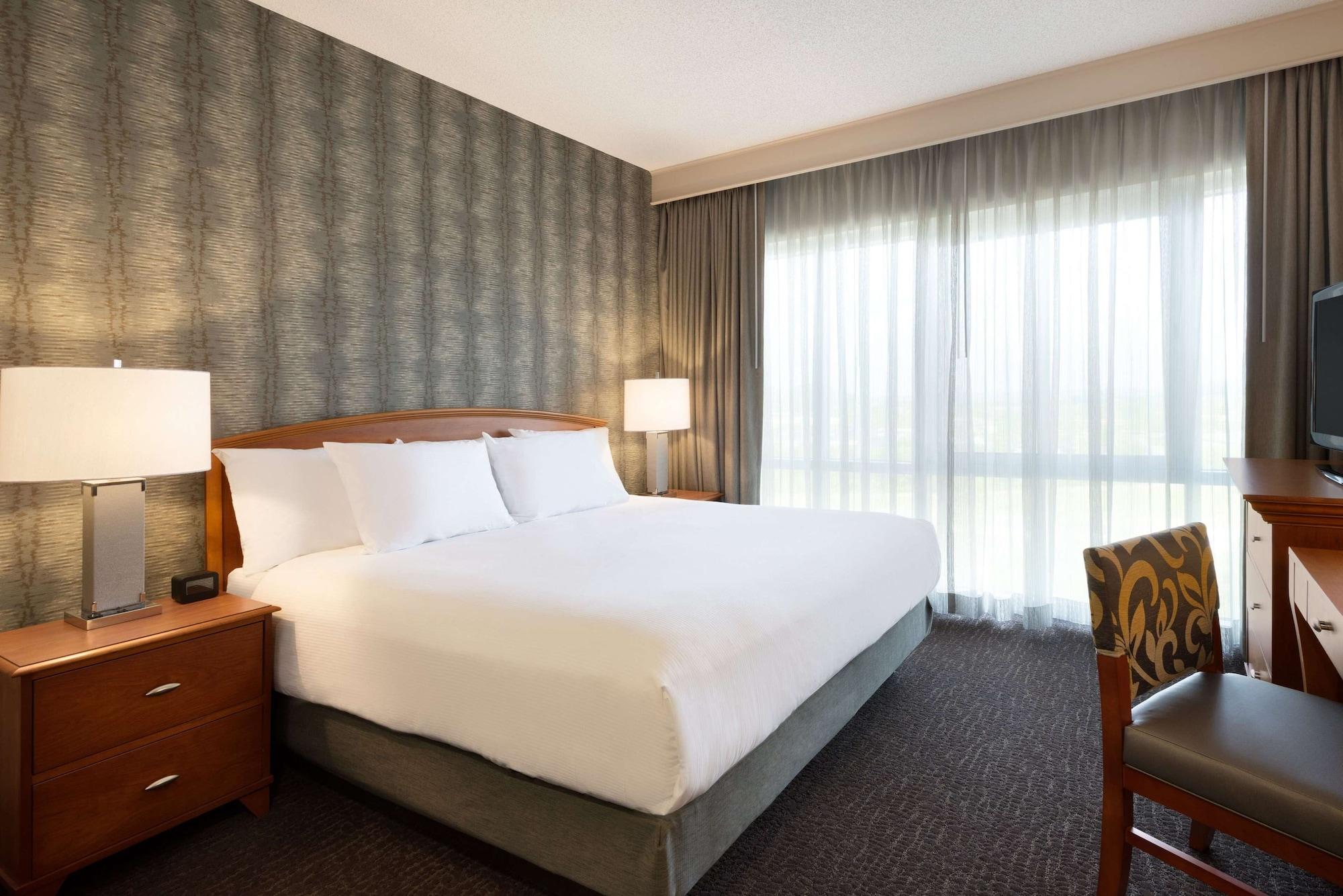 Embassy By Hilton Nashville South Cool Springs Hotel 4*
